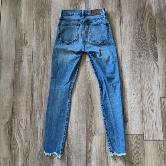 Madewell 9" High-Rise Skinny Jeans Blue Wash Distressed with Frayed Hems Size 24 - Picture 10 of 10